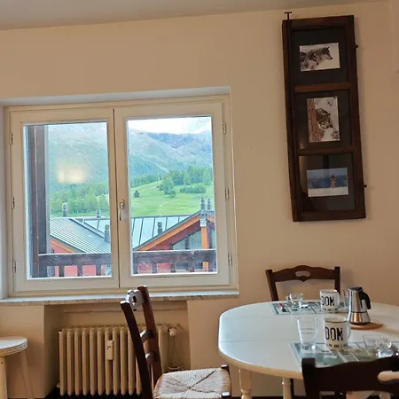 Hostdomus - Fox Daire *