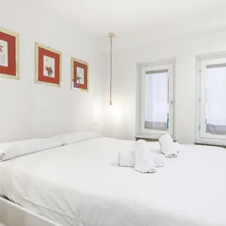 Hostdomus - Fox Apartment *